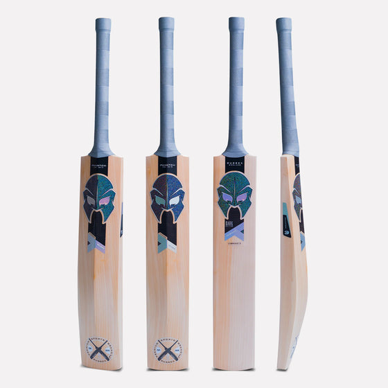 Phantom Dark Edition Commander Cricket Bat