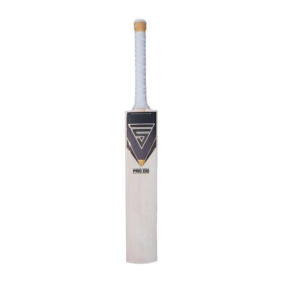 Versant Pro DG English Willow Cricket Bat