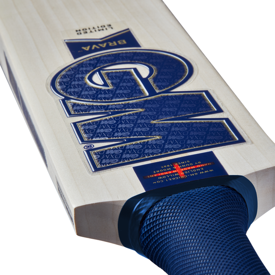 GM Brava 808 English Willow Bat
